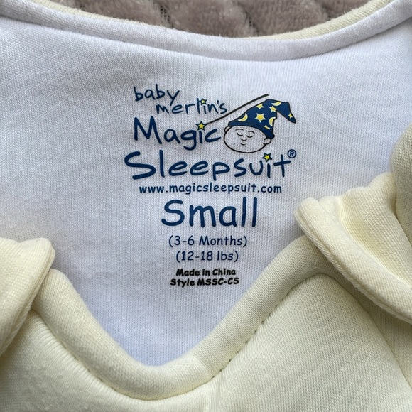 Baby Merlin’s Magic Sleepsuit 100% cotton in the color cream - Size SMALL - Picture 4 of 10